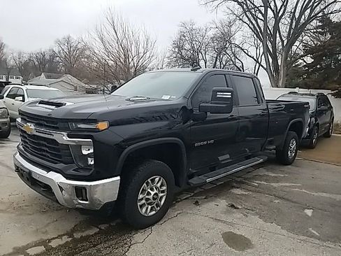 Certified 2025 Chevrolet Silverado 2500 LT w/ Safety Package AWD/4WD image 11