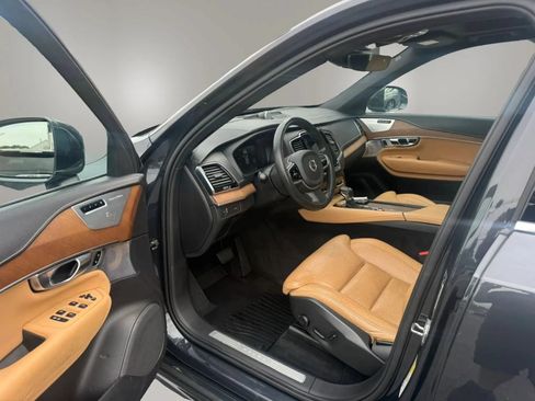 Used 2017 Volvo XC90 T6 Inscription w/ Vision Package AWD/4WD image 13