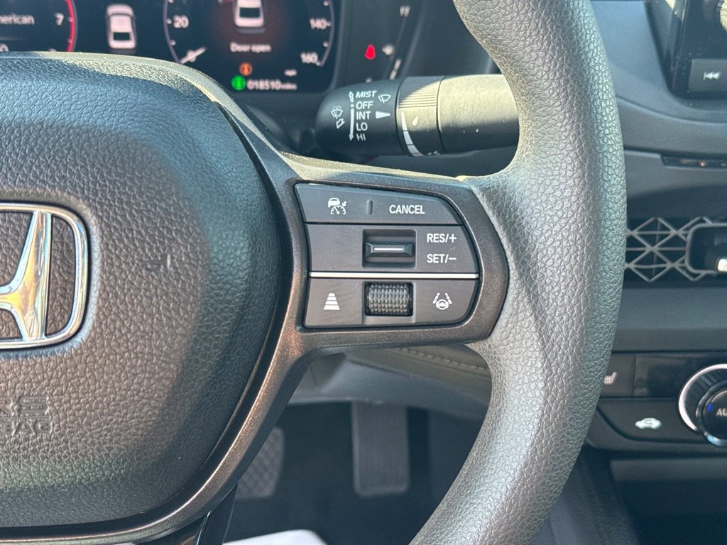 Used 2025 Honda Accord SE image 13
