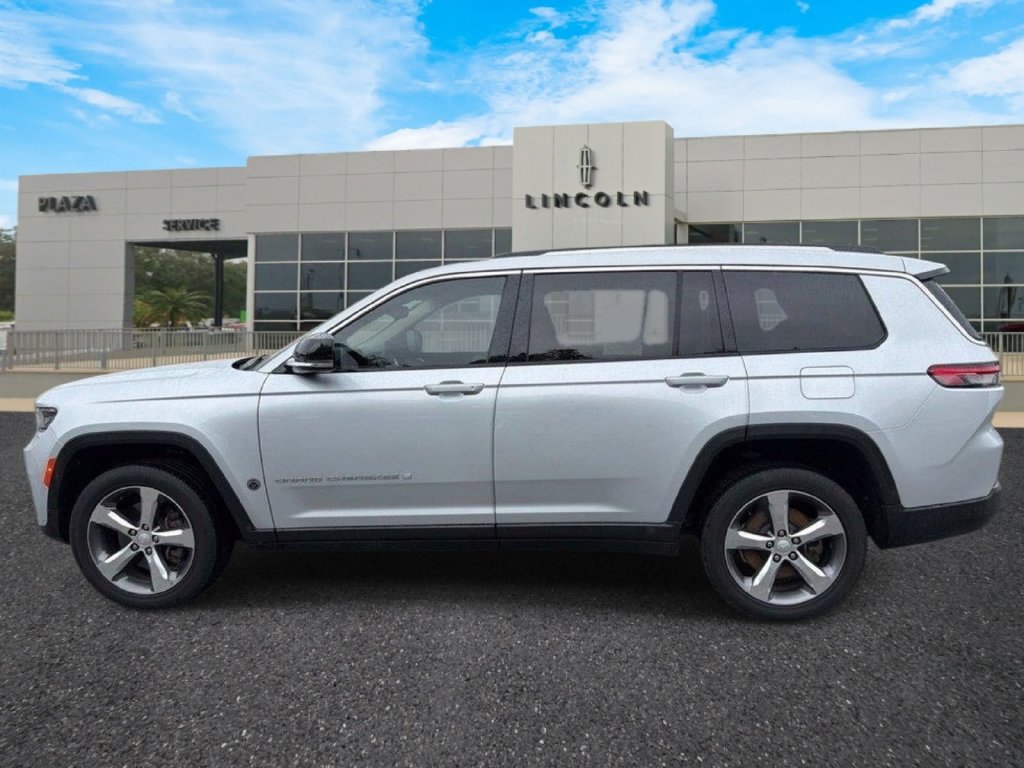 Used 2022 Jeep Grand Cherokee L Limited RWD image 6