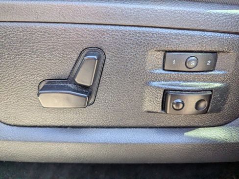Used 2016 RAM 2500 Laramie w/ Protection Group AWD/4WD image 11