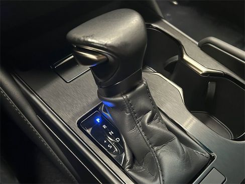 Certified 2025 Lexus ES 350 image 21