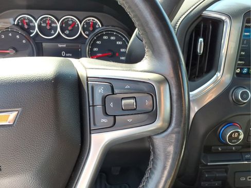 Used 2022 Chevrolet Silverado 2500 LT w/ Convenience Package AWD/4WD image 13