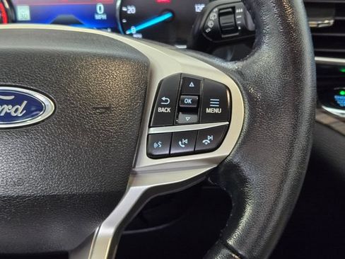 Used 2021 Ford Explorer Limited w/ Equipment Group 301A RWD image 32