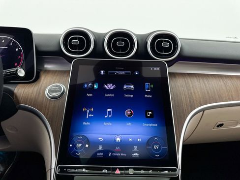 Used 2024 Mercedes-Benz C 300 Sedan image 22