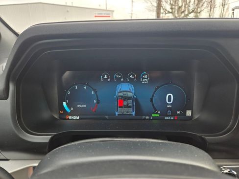 New 2025 Ford F150 Lariat w/ Equipment Group 502A High image 14