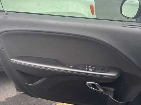 Used 2019 Dodge Challenger GT w/ Performance Handling Group image 5