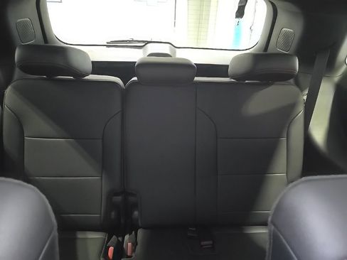 Used 2024 Chevrolet Traverse RS w/ LPO, Floor Liner Package image 21