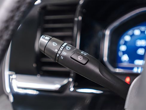 Used 2023 Chevrolet Silverado 1500 LT image 20