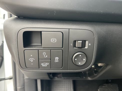 New 2025 Hyundai Ioniq 6 SE image 21