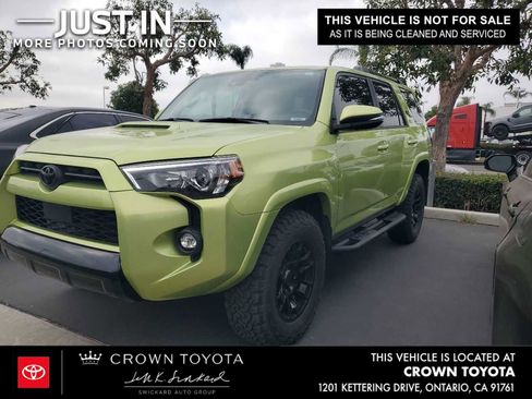 Used 2023 Toyota 4Runner TRD Off-Road Premium w/ Moonroof Package AWD/4WD image 1