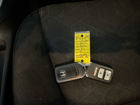 Used 2017 Honda Fit EX image 27