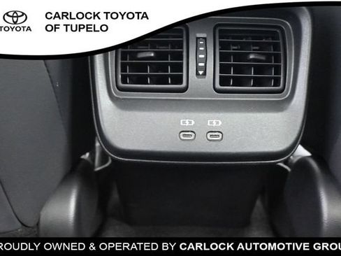 Used 2023 Toyota Crown AWD/4WD image 31