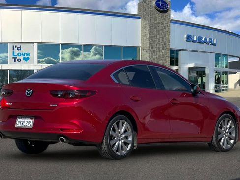 Used 2021 MAZDA MAZDA3 s image 2
