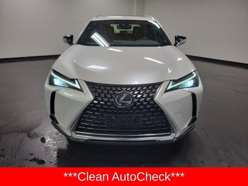 Used 2019 Lexus UX 250h AWD/4WD image 2
