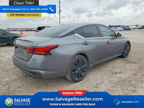 Used 2022 Nissan Altima 2.5 SR FWD image 4