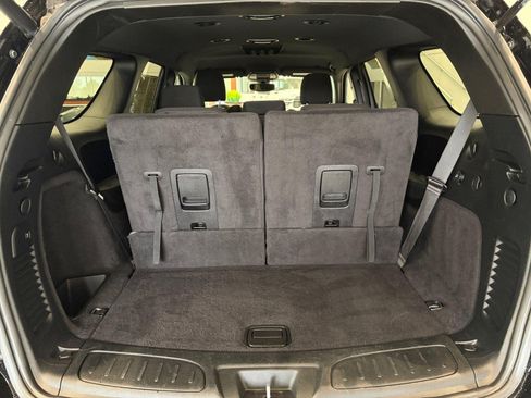 Used 2025 Dodge Durango GT AWD/4WD image 31