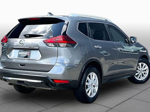 Used 2019 Nissan Rogue SV FWD image 13