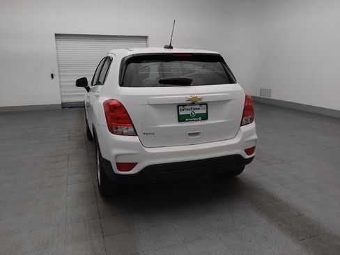 Used 2020 Chevrolet Trax LS FWD image 6