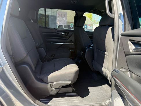 Used 2024 Chevrolet Traverse Z71 w/ Enhanced Driving Package AWD/4WD image 12