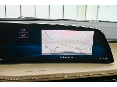 Certified 2024 Cadillac XT4 Luxury w/ Cold Weather Package image 47