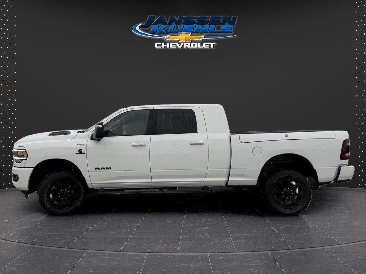 Used 2023 RAM 2500 Laramie w/ Night Edition AWD/4WD image 2