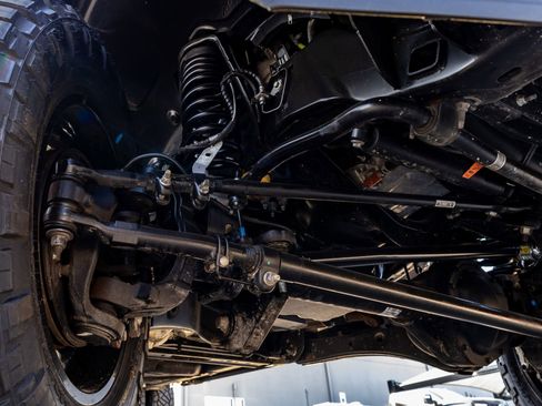 Used 2025 Ford F450 Platinum image 14