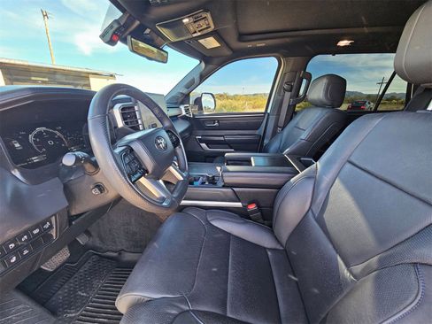 Used 2024 Toyota Sequoia Platinum image 10