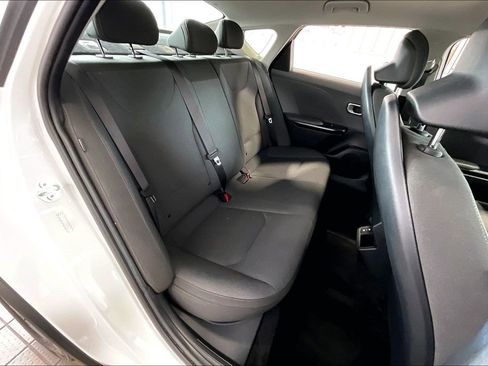 Used 2025 Kia K4 FWD image 15
