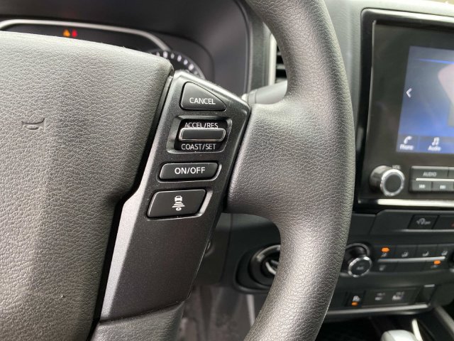 Used 2023 Nissan Frontier SV w/ Technology Package AWD/4WD image 14