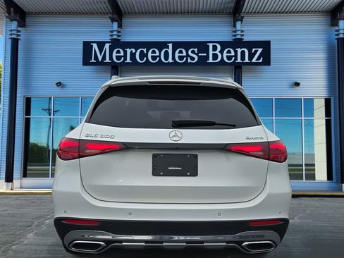 New 2026 Mercedes-Benz GLC 300 4MATIC image 5