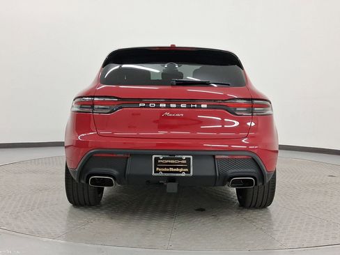 Used 2026 Porsche Macan AWD/4WD image 6