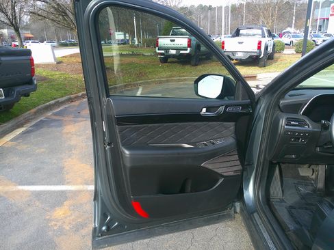 Used 2022 Hyundai Palisade Calligraphy image 16