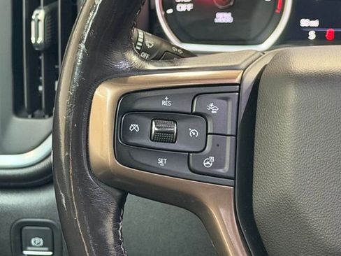 Used 2021 Chevrolet Silverado 1500 High Country w/ Technology Package image 18