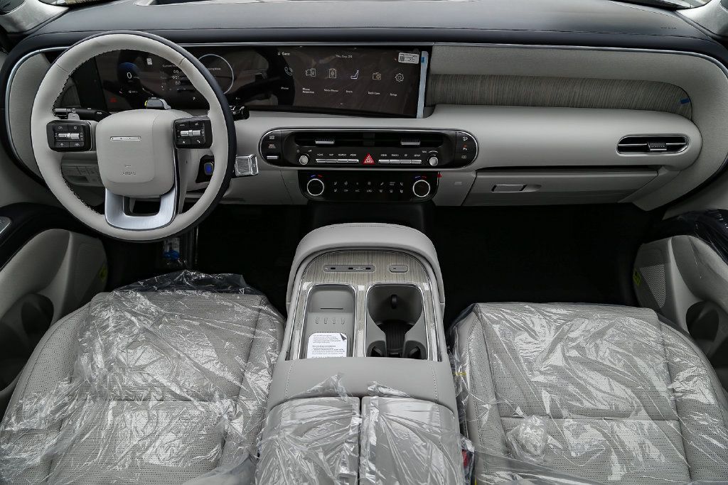 Certified 2026 Hyundai Palisade Calligraphy AWD/4WD image 14