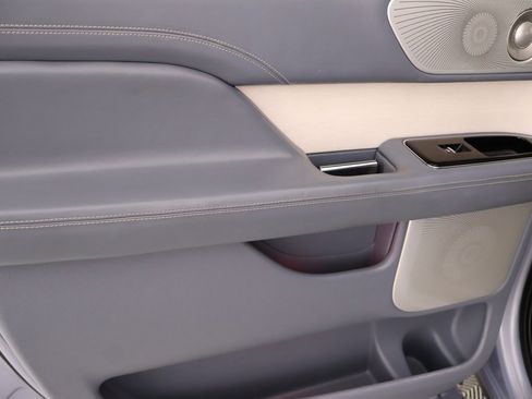 Used 2019 Lincoln Navigator L Black Label w/ Cargo Package image 19