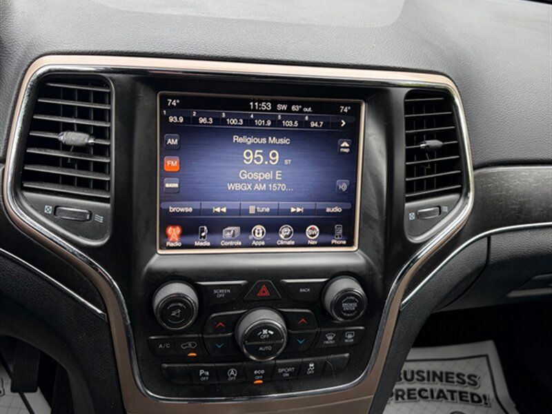 Used 2017 Jeep Grand Cherokee Limited AWD/4WD image 13