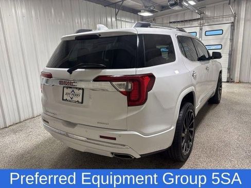 Used 2023 GMC Acadia Denali image 4