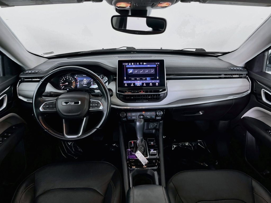 Used 2022 Jeep Compass Limited AWD/4WD image 10