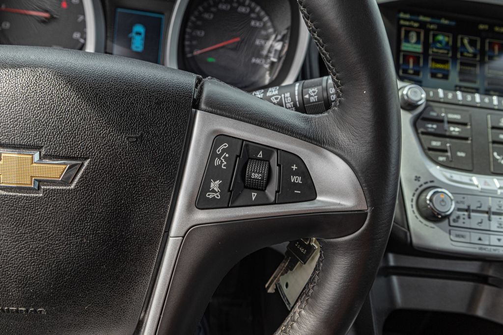 Used 2015 Chevrolet Equinox LTZ FWD image 25