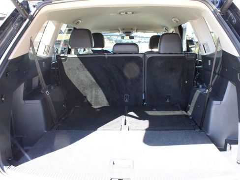 Used 2025 Volkswagen Atlas SE AWD/4WD image 55