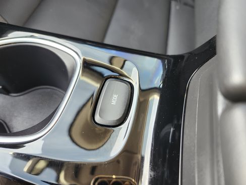 Used 2023 Buick Envision Essence FWD image 10