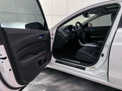 Used 2015 Acura TLX V6 w/ Advance Package FWD image 16
