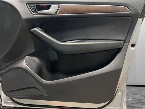 Used 2014 Audi Q5 2.0T Premium Plus w/ Premium Plus Package image 14