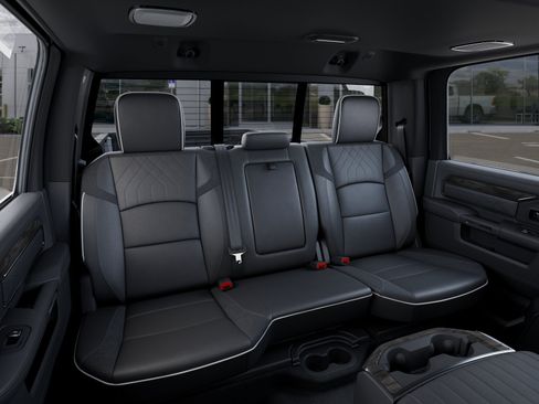 New 2026 RAM 3500 Limited AWD/4WD image 15
