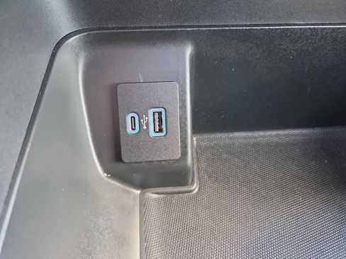 Used 2022 Ford F150 XLT w/ Equipment Group 302A High AWD/4WD image 32