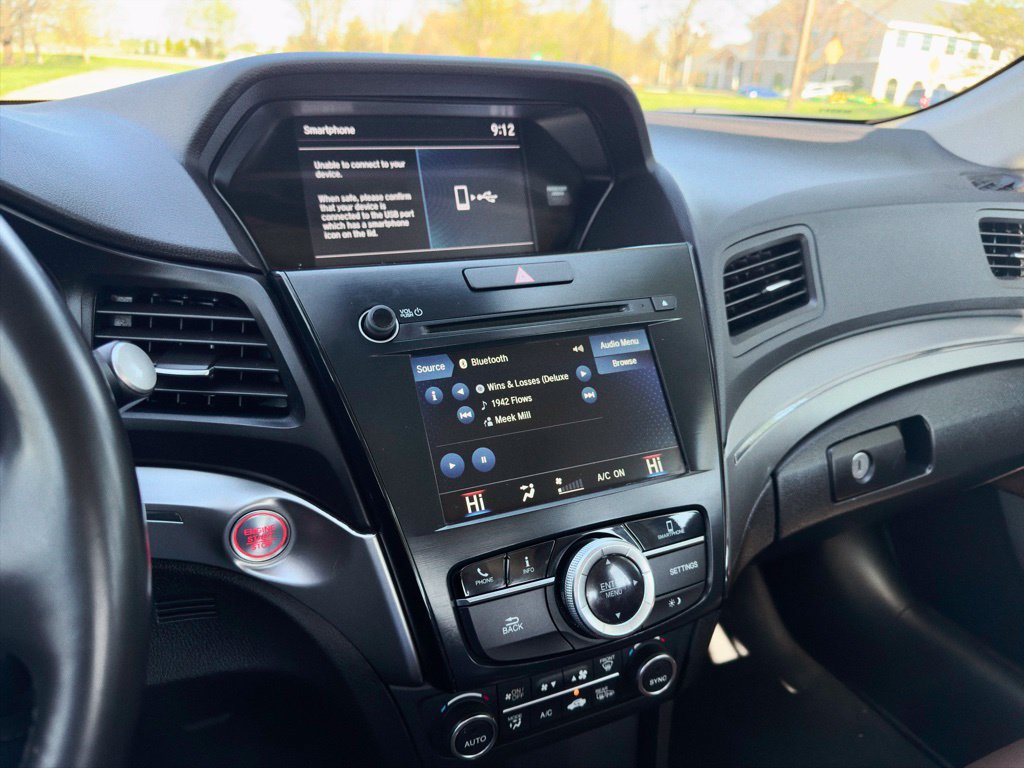 Used 2020 Acura ILX w/ Premium Package FWD image 11