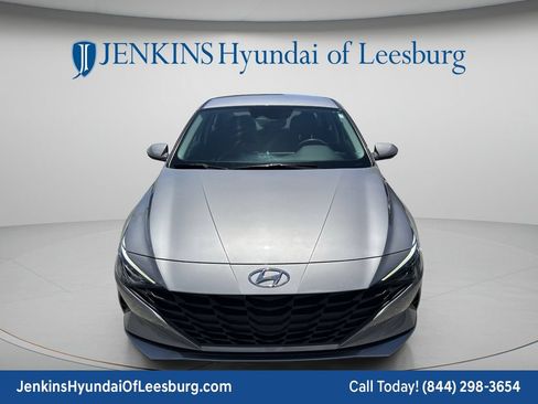 Certified 2023 Hyundai Elantra SEL w/ Preferred Accessory Package FWD image 12