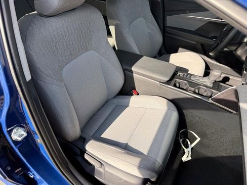 Used 2025 Toyota Camry LE image 11