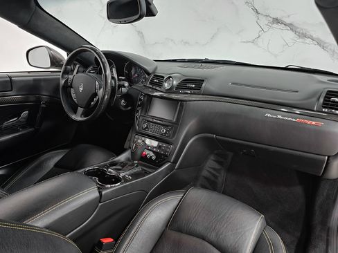Used 2012 Maserati GranTurismo MC image 17